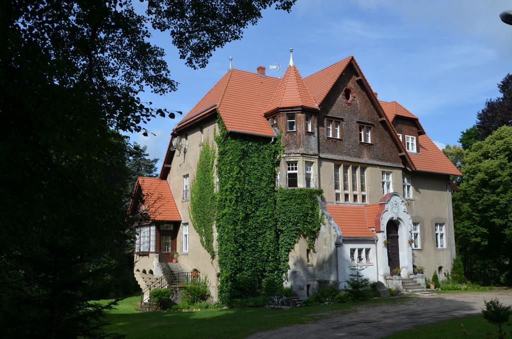 Palac Mysliwski Orle Solutions Mirosławiec Kültér fotó