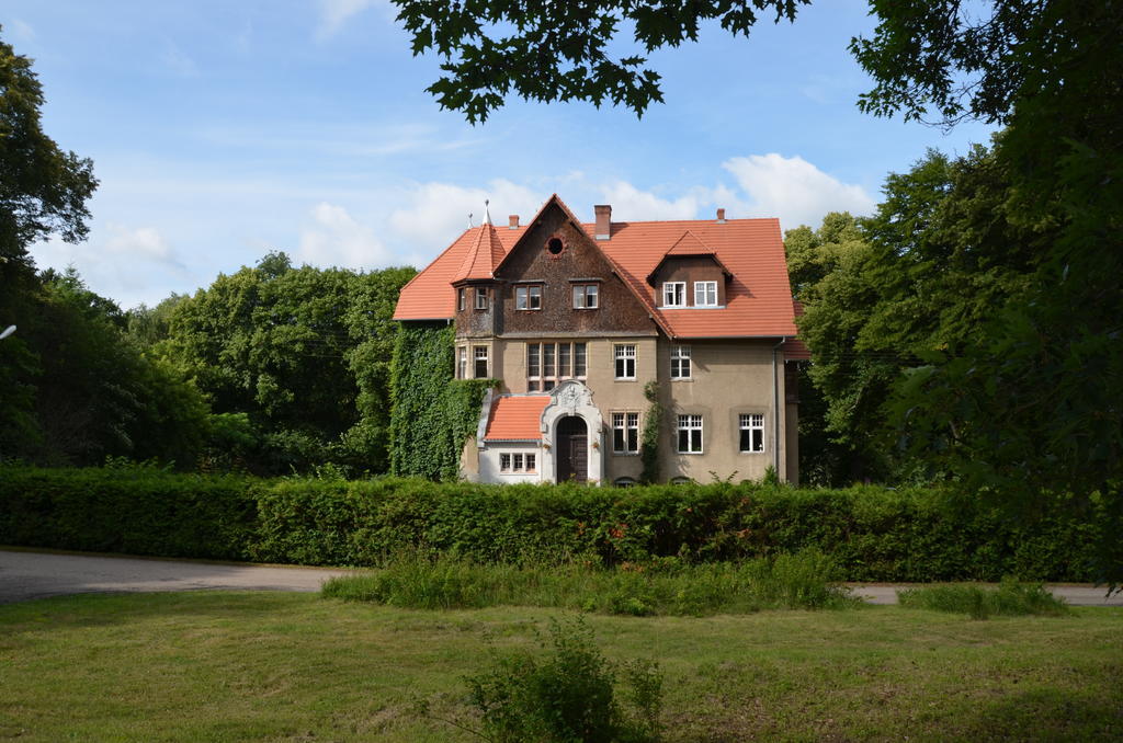 Palac Mysliwski Orle Solutions Mirosławiec Kültér fotó